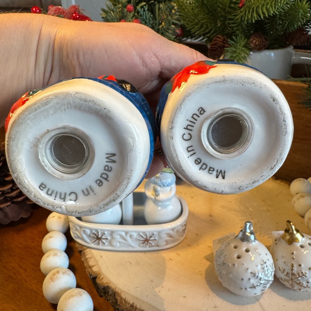 Festive Snowman Salt and Pepper Shaker Sets - Picture 8 of 11